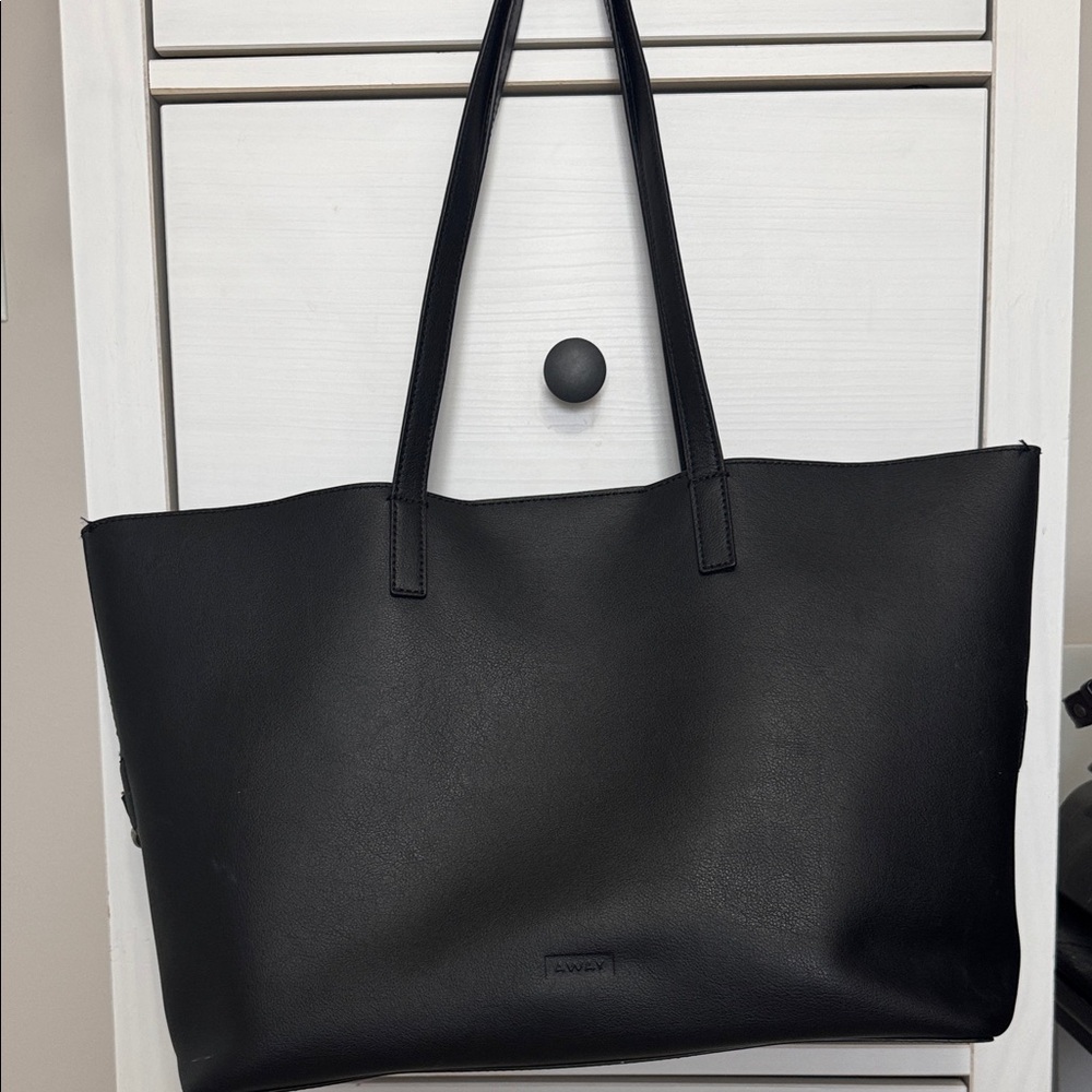 Away Latitude Black Tote Bag